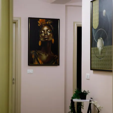 公寓 Nov's Apartment2 *